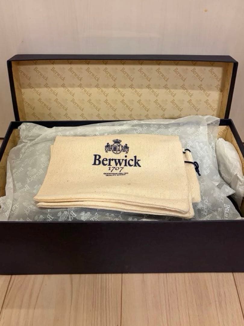 ✨新品未使用✨ Berwick バーウィック ウィングチップ 7.5 スペイン製
