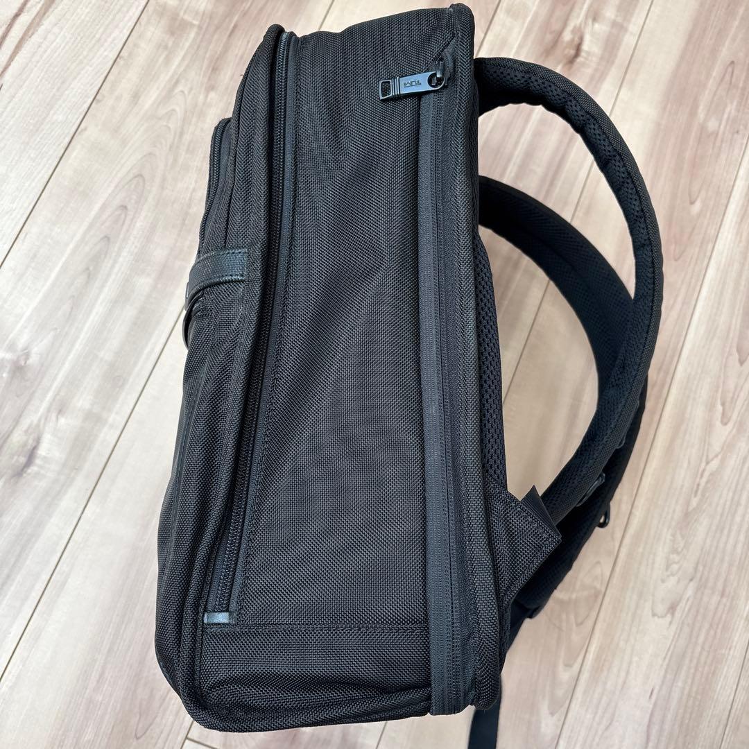 TUMI ALPHA3スリムエクスパンダブルバッグパック黒