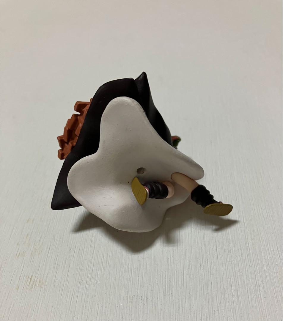 鬼滅の刃　炭治郎　禰豆子　伊之助　善逸　杏寿郎　缶バッジ　フィギュア　まとめ売り