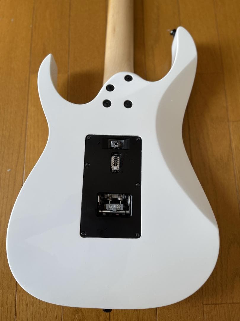 ibanez RG350DXZ-WH アイバニーズ ホワイト