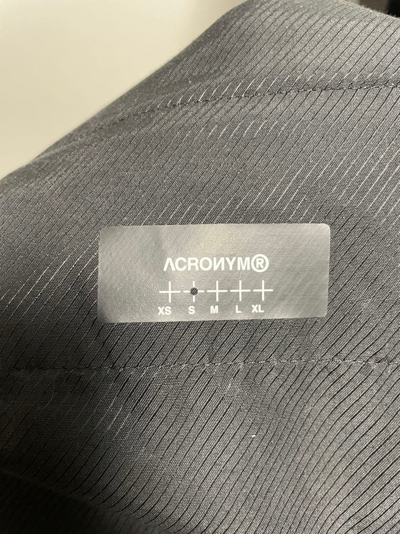 acronym アクロニウム P30A-E サイズS