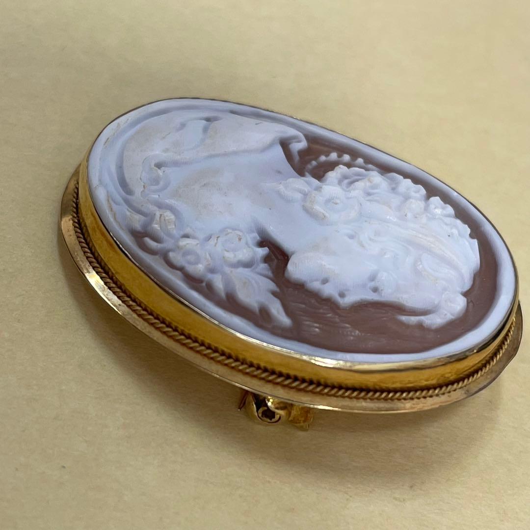 フ*ク様 カメオ女性ブローチ 750刻印