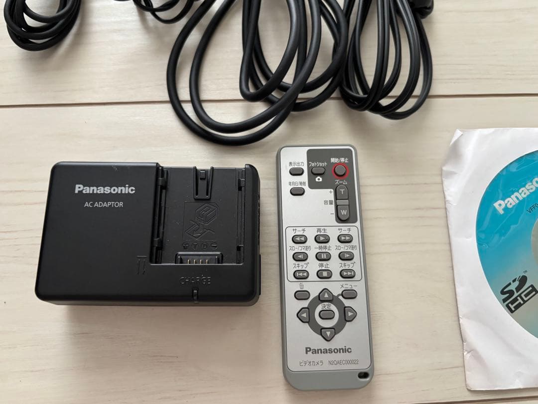 美品　Panasonic デジタルフルハイビジョンビデオカメラ HDC-HS9