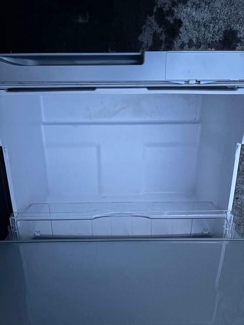 【宮城発】引取限定 近隣配達可能 HITACHI 冷蔵庫 R-C5700