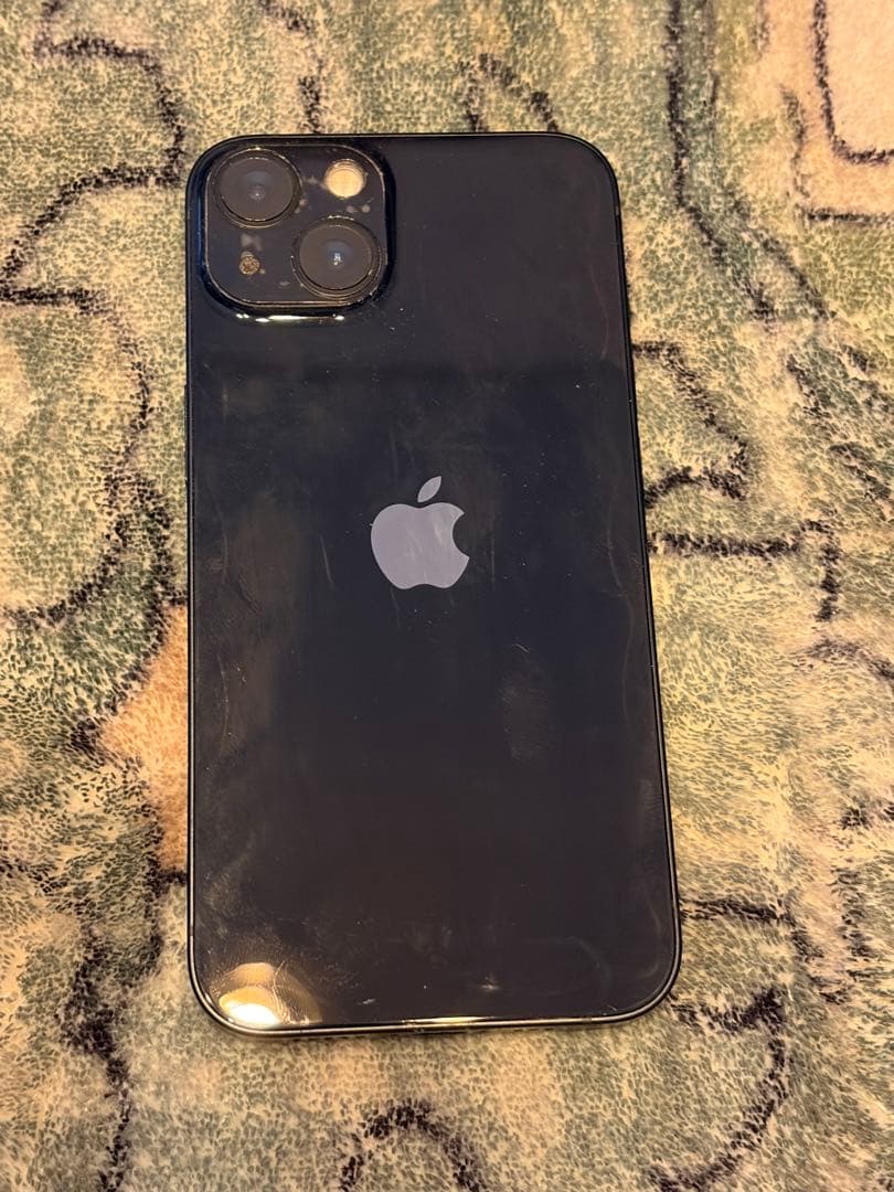 Apple iPhone 13 ブラック