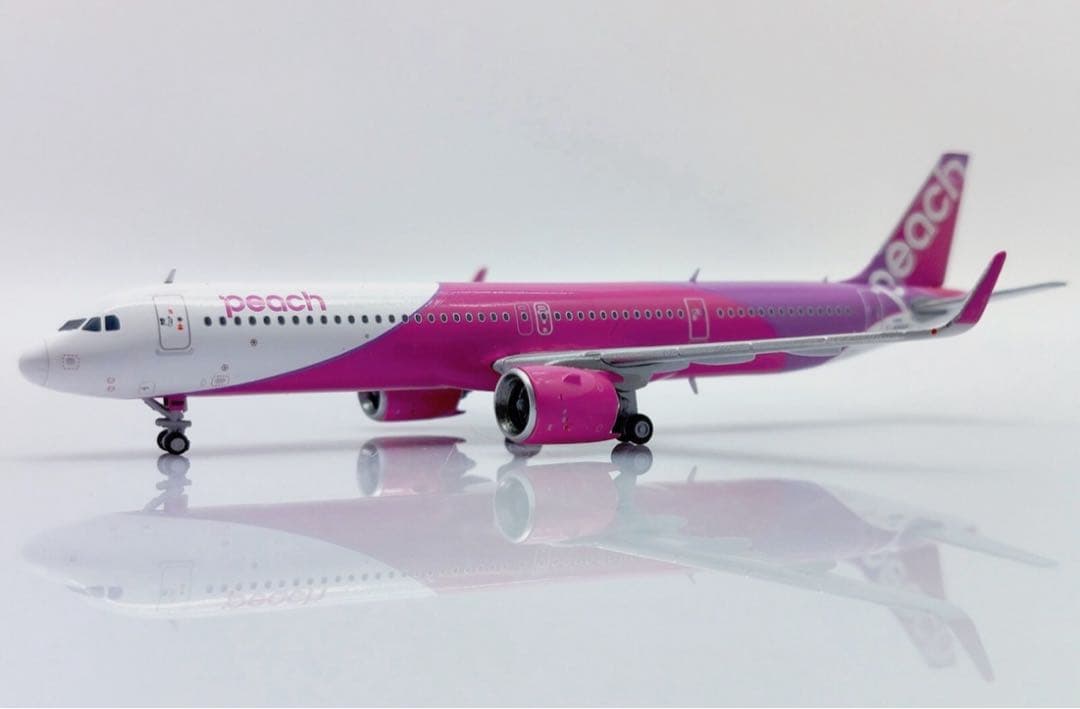 Peach Airbus A321 neo ※最終値下げ
