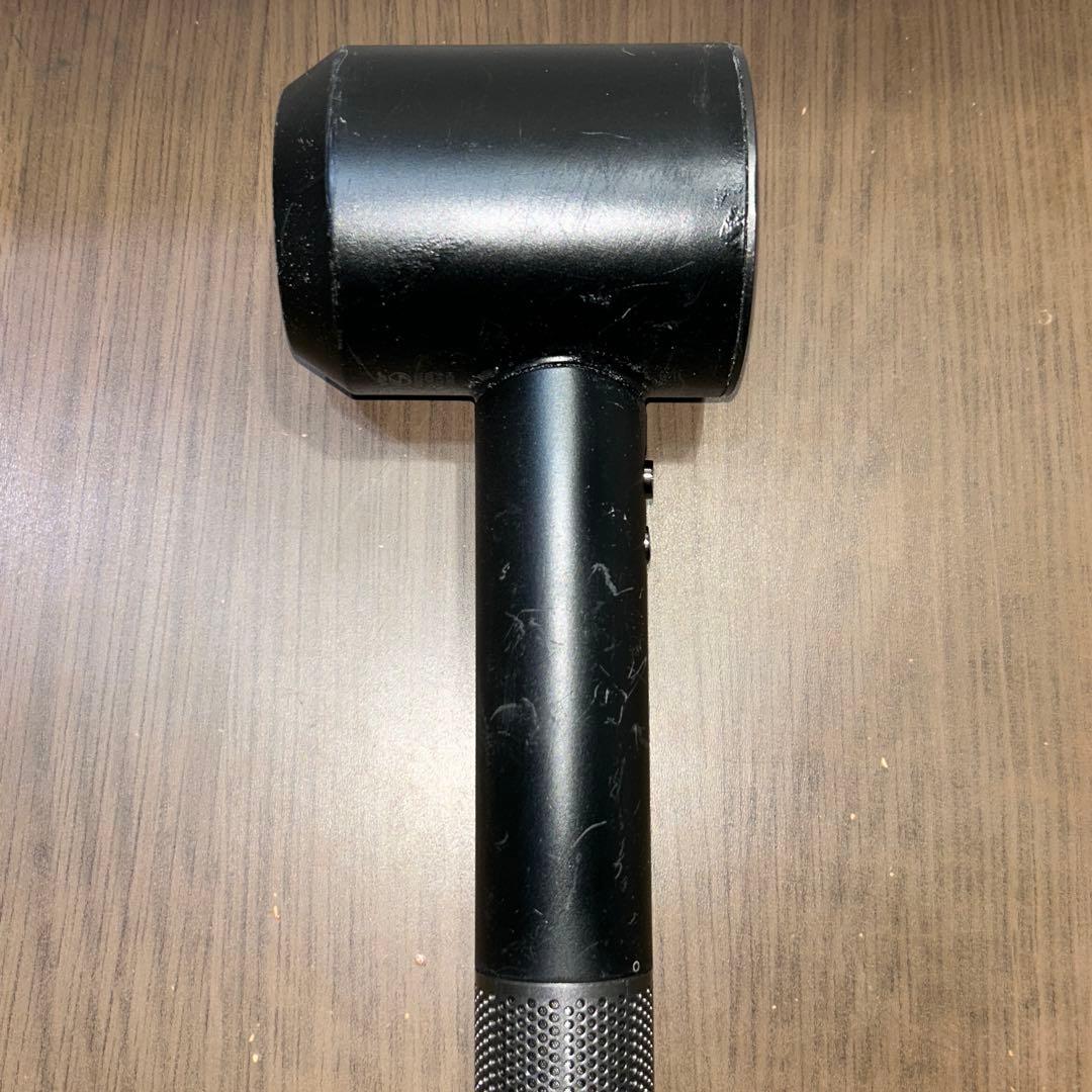 人気ブラック　動作良好　メンテ済み　ダイソン　dyson HD03 スタンド付