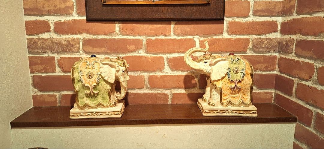 象の置物　2体セット　　陶器　オブジェ　運気上昇　インテリア　ヴィンテージ