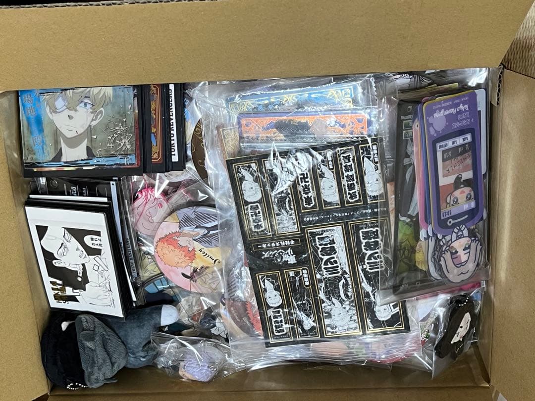 東リベ　グッズまとめ売り　東京リベンジャーズ　約180点