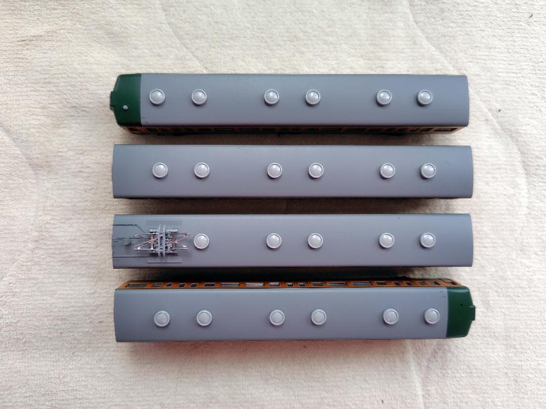 KATO(カトー)10-895 111系0番台湘南色4両付属編成セット※外箱違い