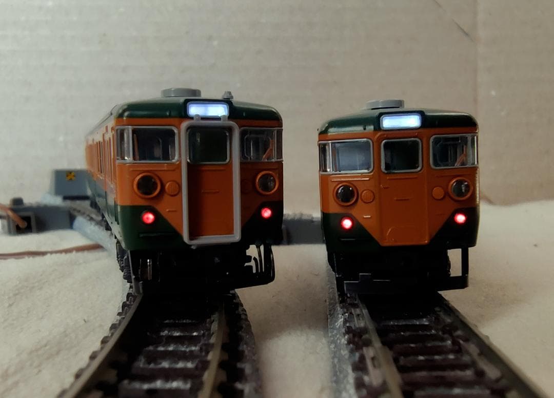 KATO(カトー)10-895 111系0番台湘南色4両付属編成セット※外箱違い