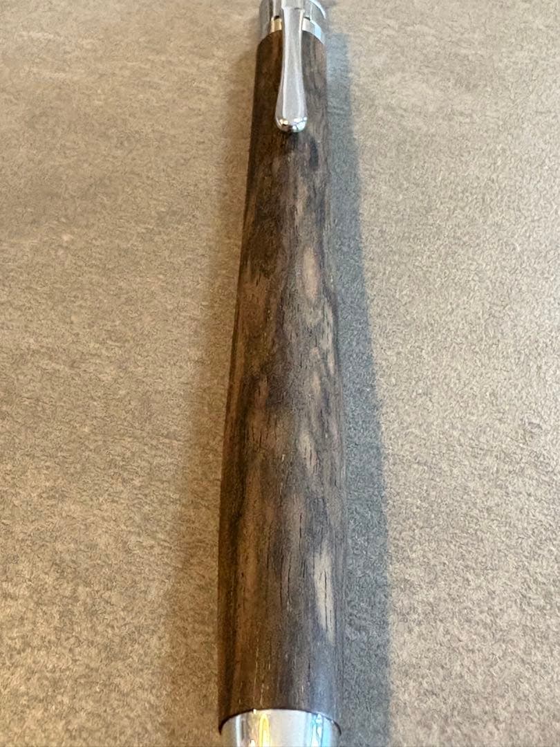 工房楔 黒柿孔雀杢 ルーチェペン ボールペン イベント杢 木軸