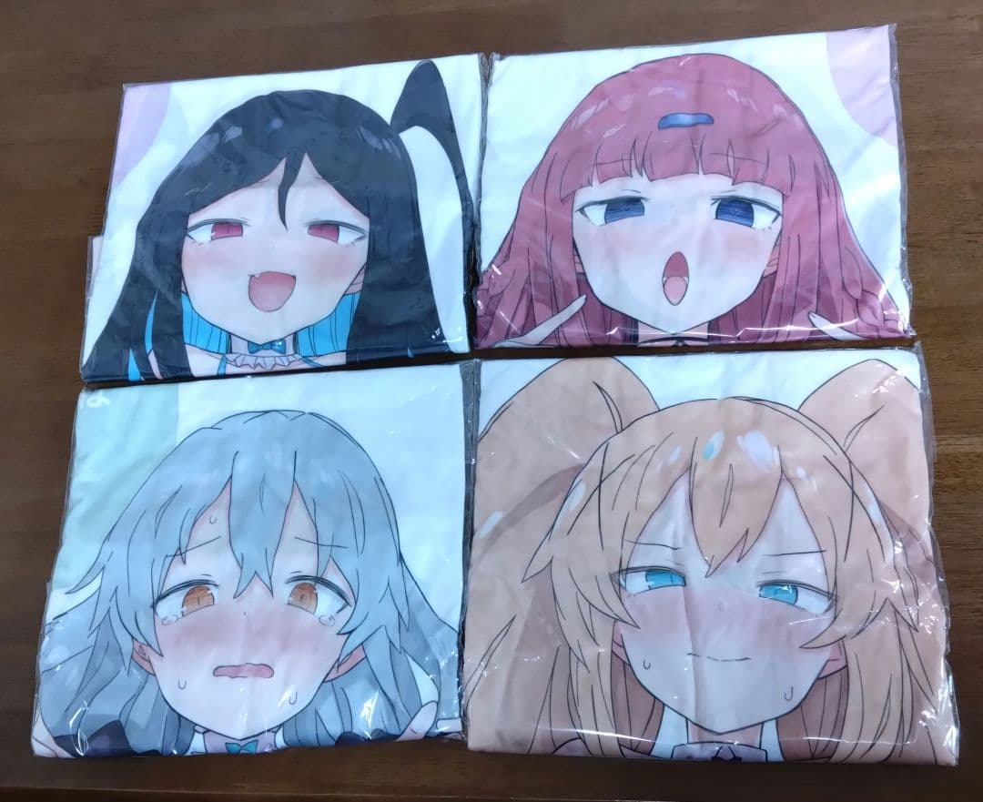 【正規品】ヒロイン4人抱き枕カバーセット　ざこ先生