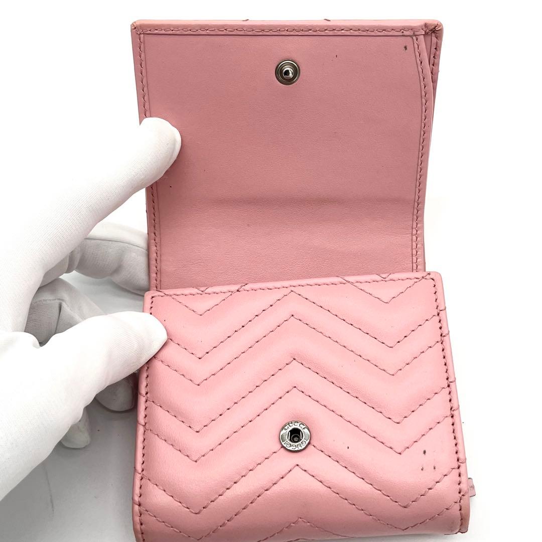 GUCCI 二つ折り財布　キルティング　マーモント　レザー　ピンク　598629