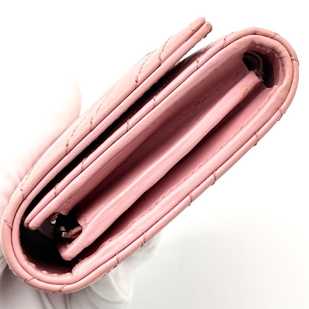 GUCCI 二つ折り財布　キルティング　マーモント　レザー　ピンク　598629