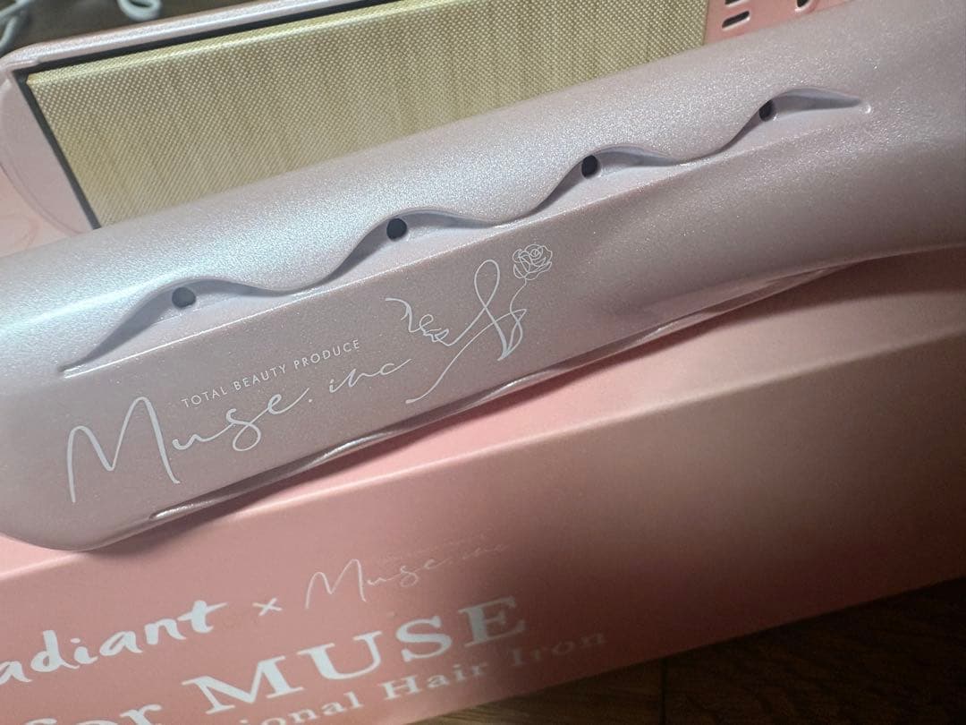 ★限定★ラディアント　ヘアアイロン　　ForMUSE ピンク　28ミリ