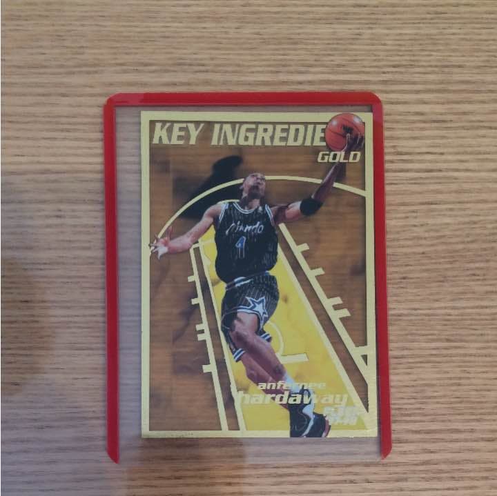 アンファニーハーダウェイ ゴールドカード