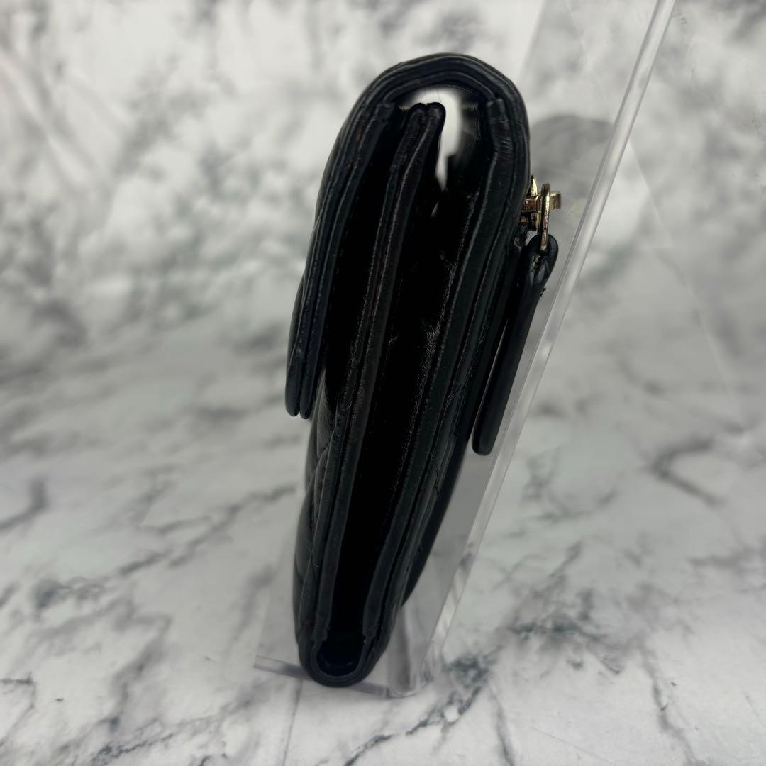 96 CHANEL マトラッセ　ラムスキン　三つ折り財布