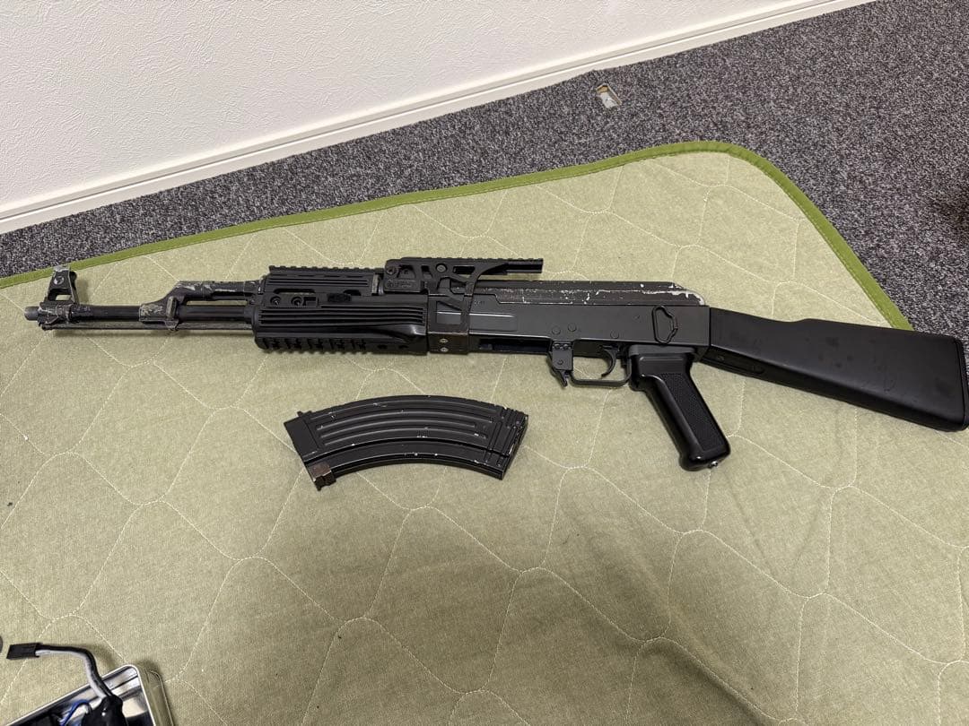 東京マルイ　ak47 カスタム　電動ガン マガジン付き　SBD付