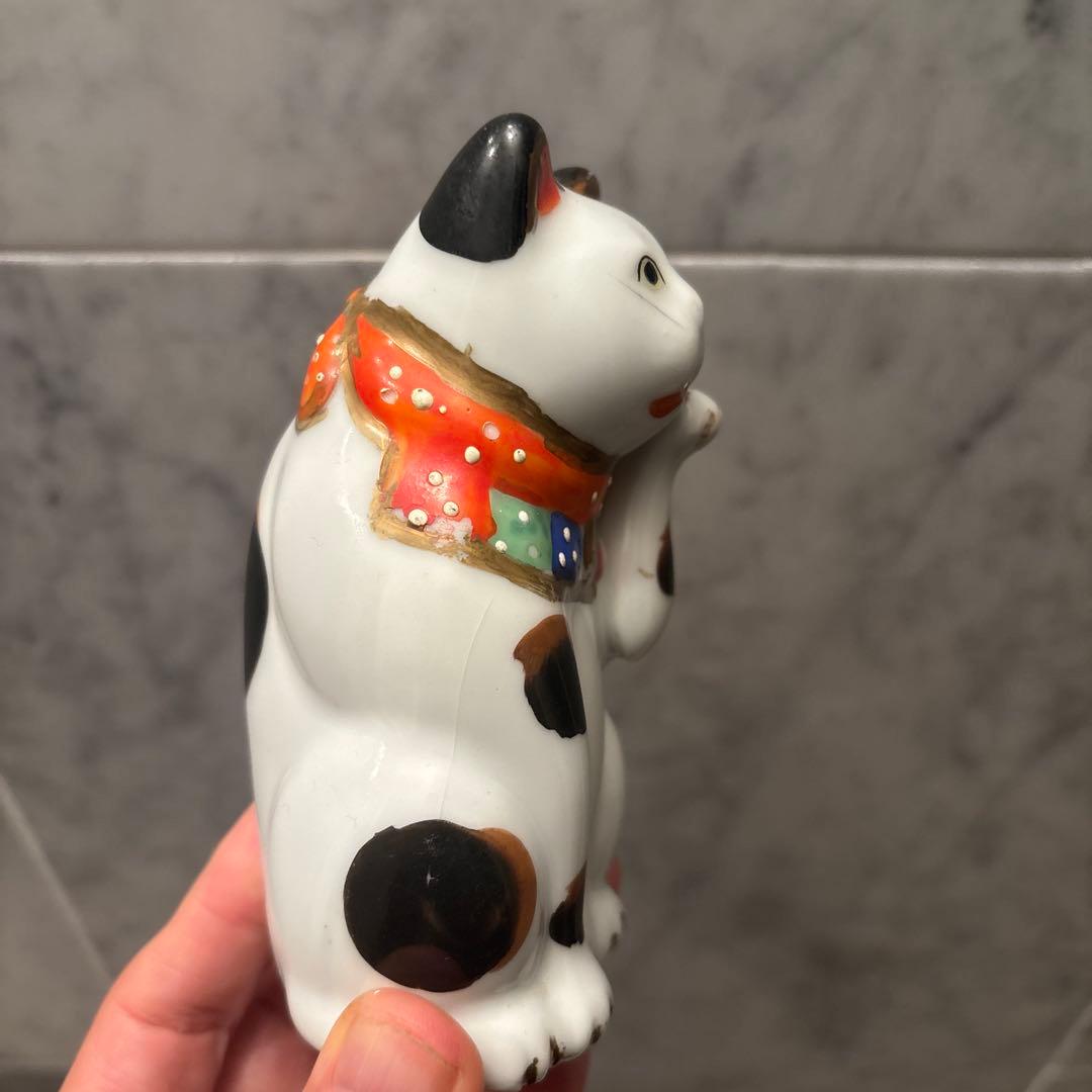 江戸時代後期　神秘的な瞳でとても雰囲気のあるお金や良き人を招く招き猫