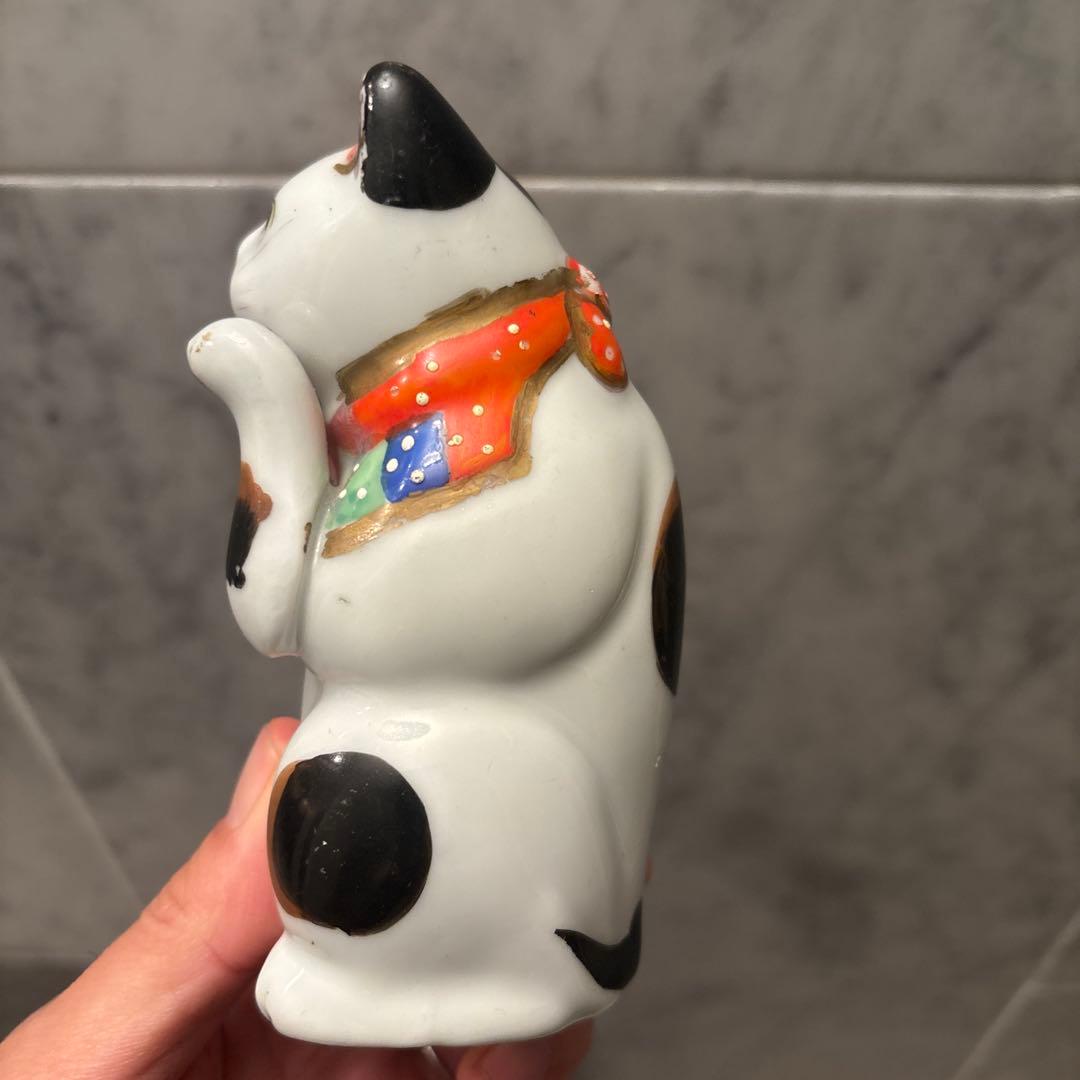 江戸時代後期　神秘的な瞳でとても雰囲気のあるお金や良き人を招く招き猫