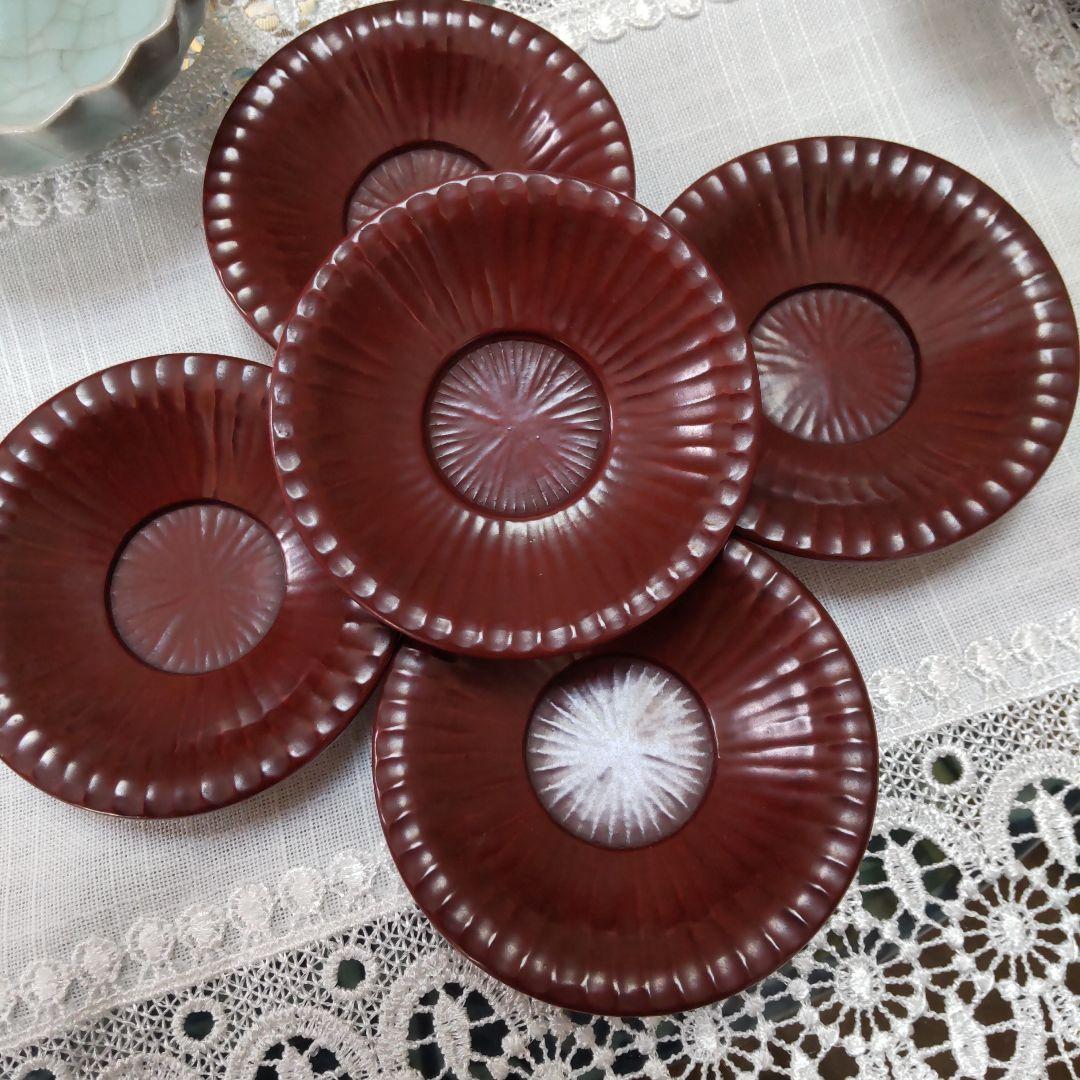 南宋から元、13世紀龍泉窯、青瓷輪花盃五口、桐箱、