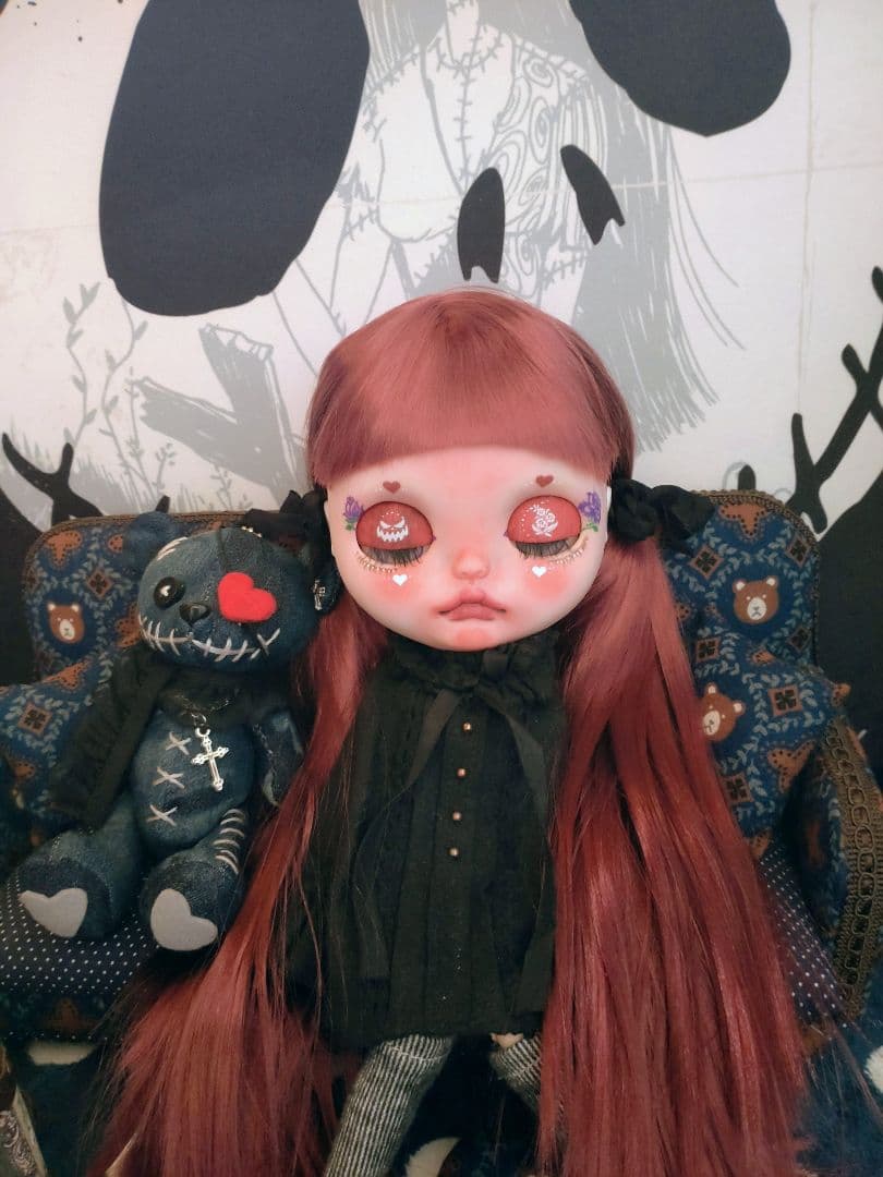 カスタムアイシードール新年特別可動ボディ＆キャットフェイスアウトフィット付き