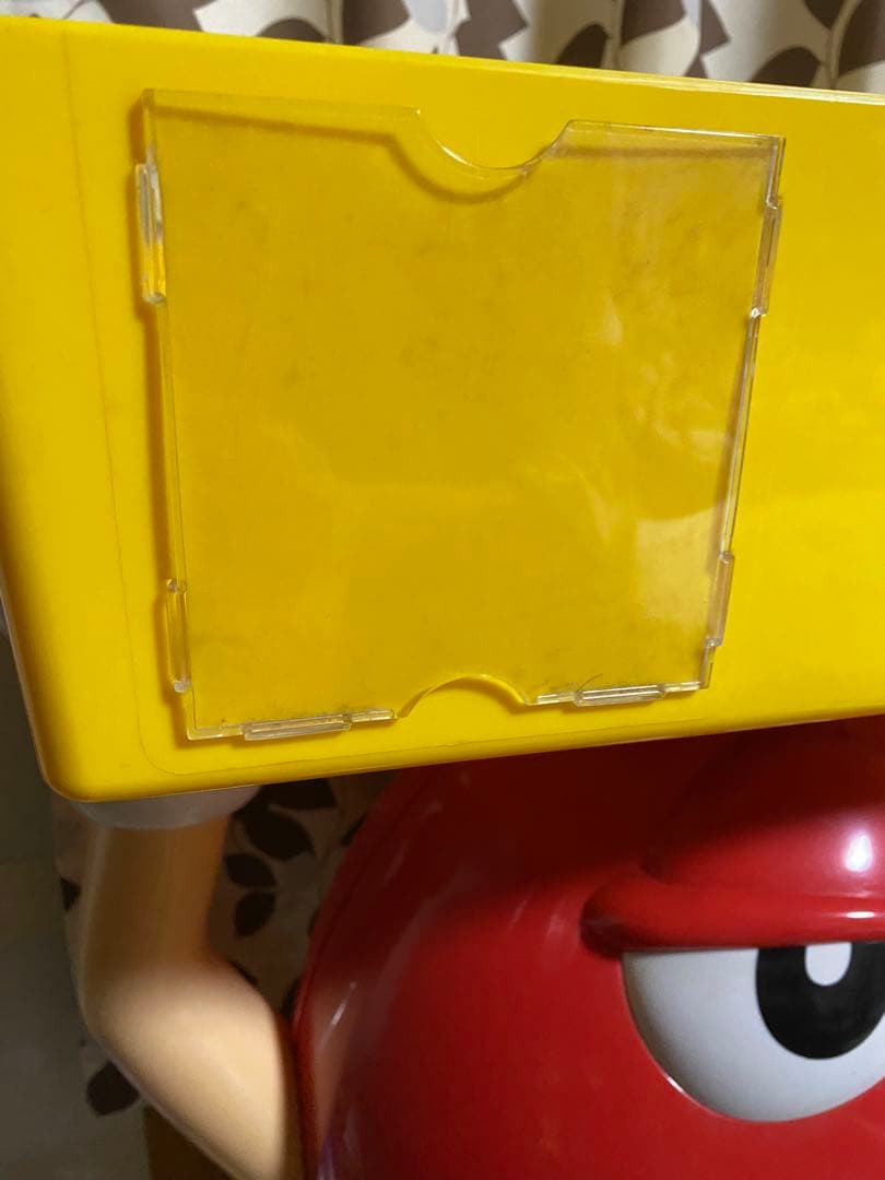 値下げ　エムアンドエムズ　店頭用ディスプレイ