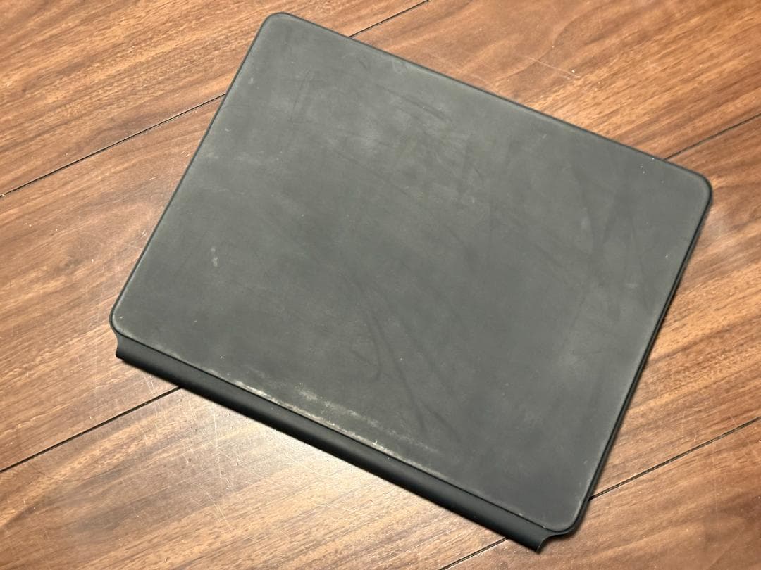 iPad Pro 12.9インチ 第4世代 / Magic Keyboard /