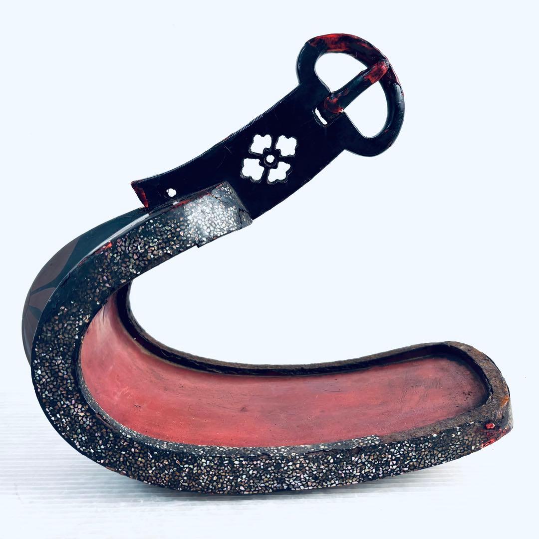 【希少品】鎧　あぶみ　馬具　武具　江戸時代　螺鈿　家紋　古鉄地　古美術　時代物