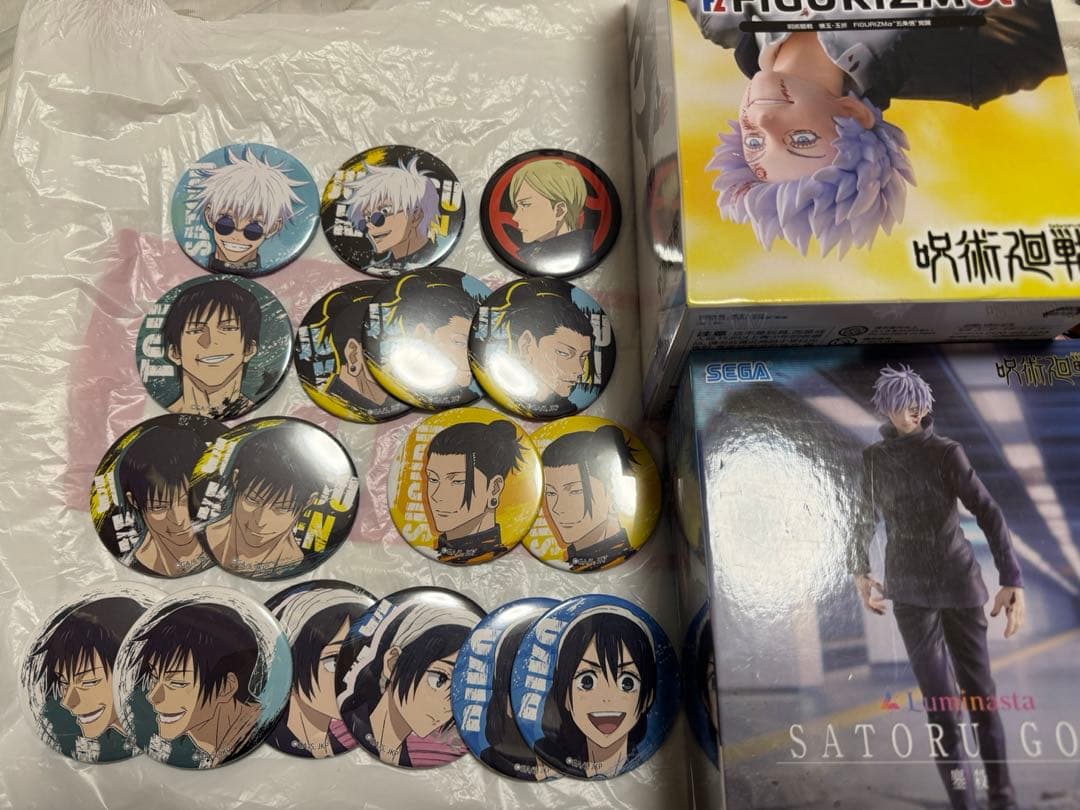 呪術廻戦　缶バッジ　懐玉・玉折　システムサービス　五条悟フィギュア2個セット