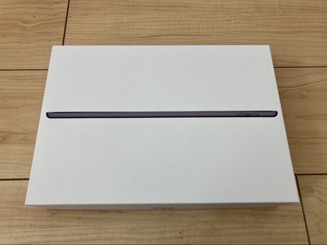 【良品】iPad 第８世代 32GB スペースグレイ