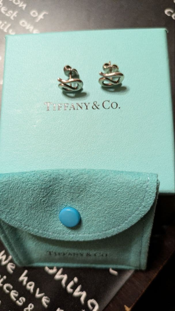 Tiffany & Co. 無限大デザインピアス