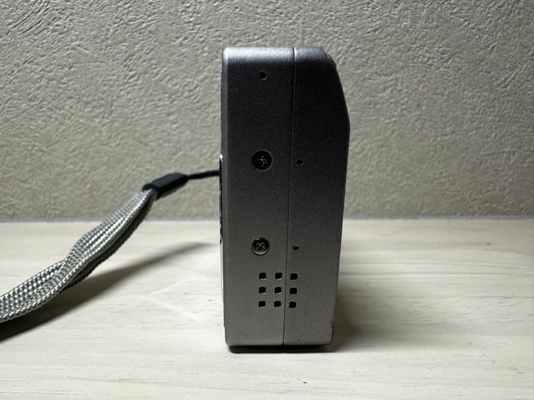 希少【極美品】PENTAX OPTIO S5I デジカメ　シルバー ペンタックス