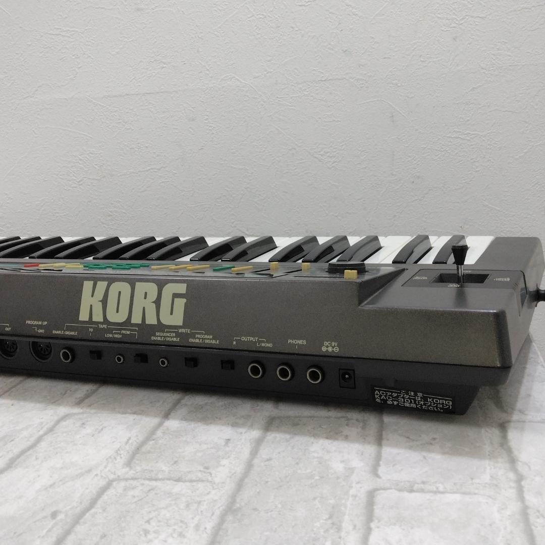 ジャンク KORG POLY-800 シンセサイザー 中古現状品