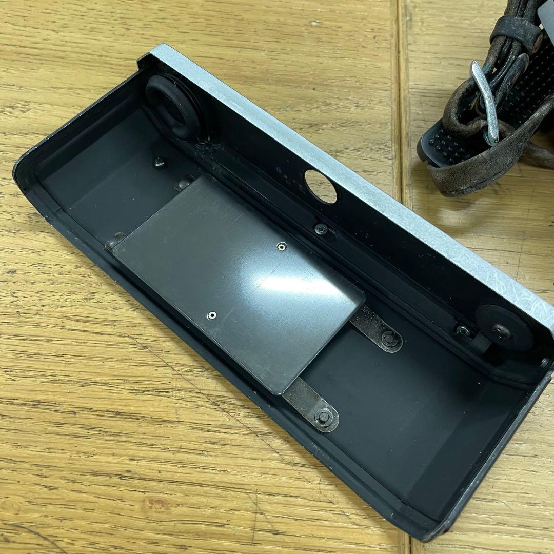 Nikon F アイレベル シルバー ボディ フィルムカメラ 658万番台