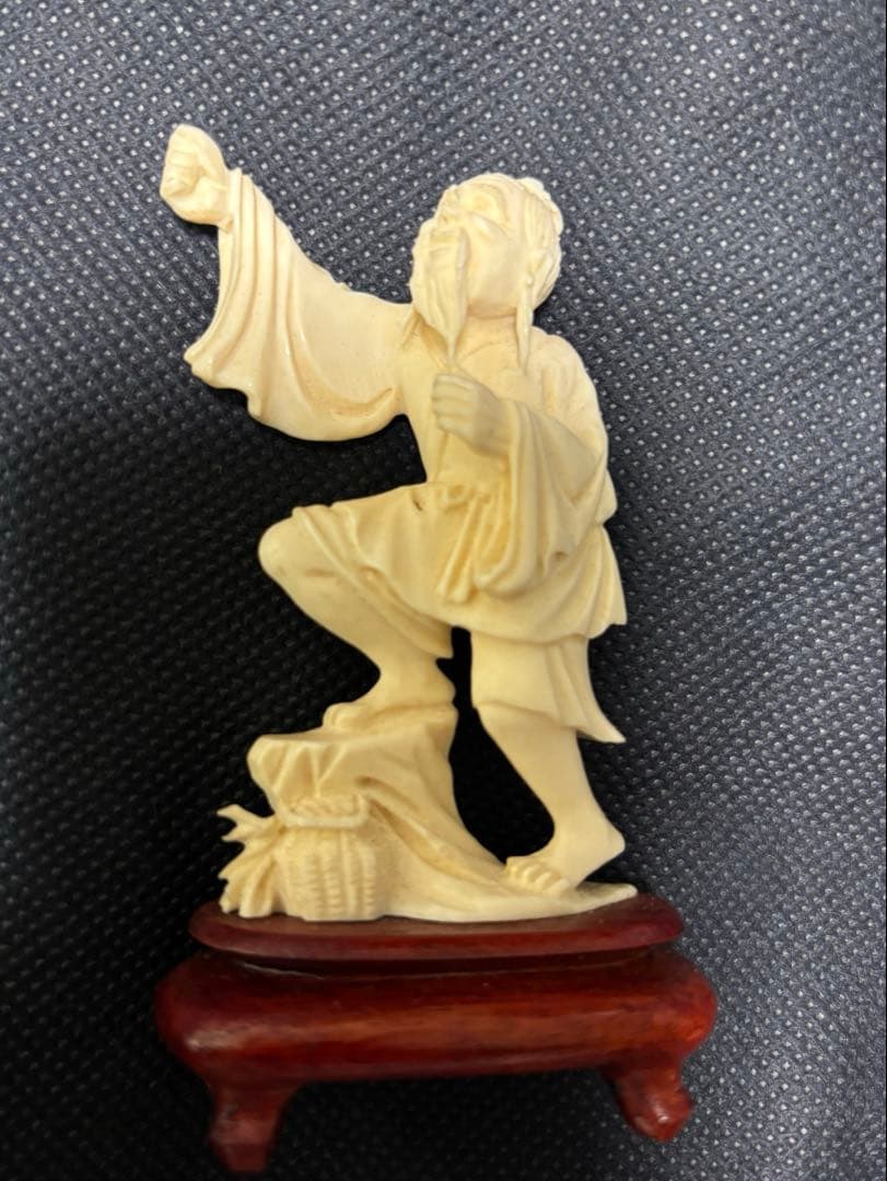 極上古美術品　マンモス　置物　漁翁 魚釣りの老人