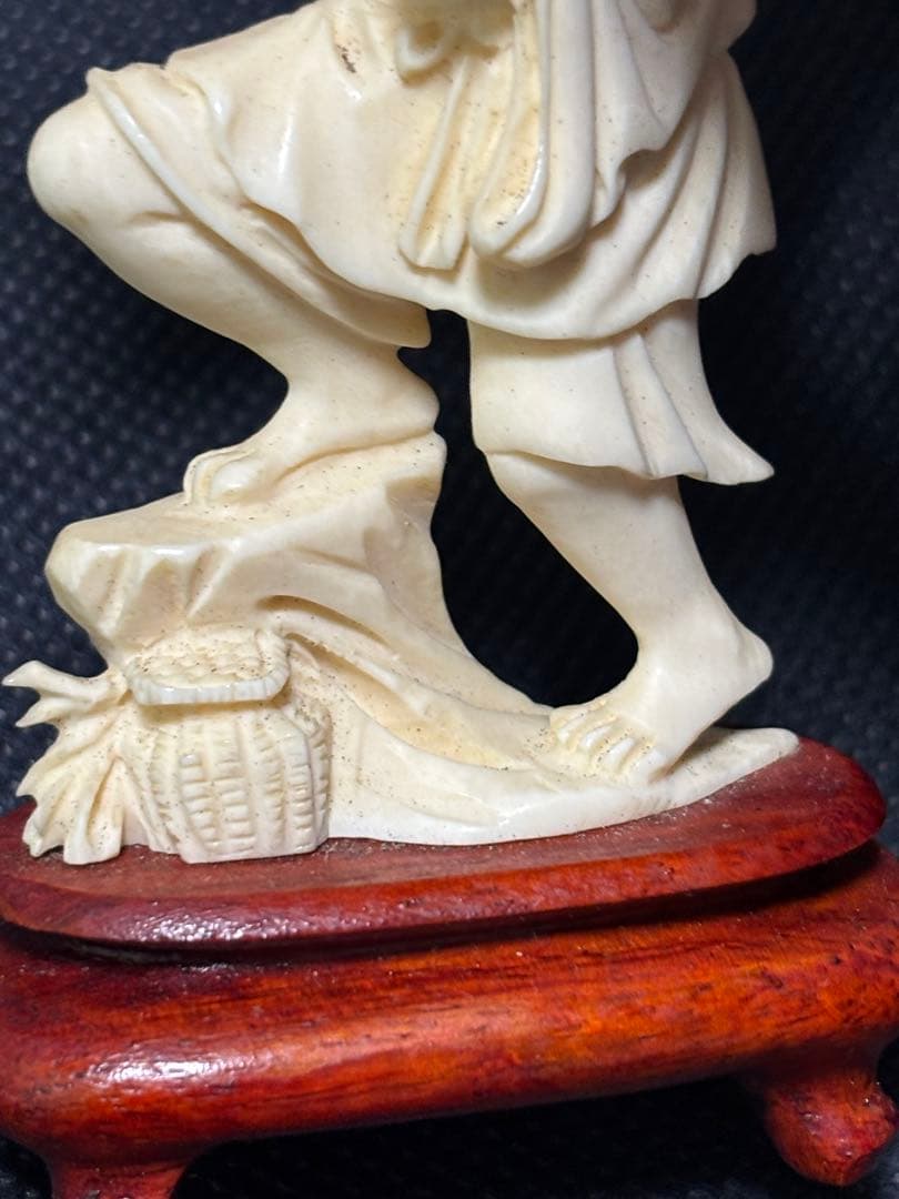 極上古美術品　マンモス　置物　漁翁 魚釣りの老人
