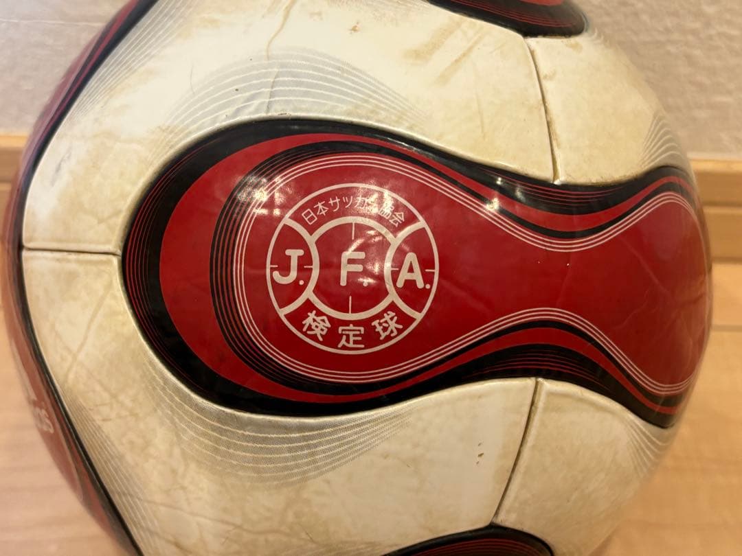 adidas製サッカーボール　Teamgeist