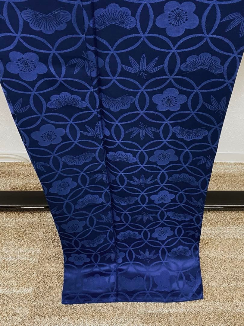 無地振袖 七宝つなぎ 紋意匠 シンプル 青系 身丈167cm 撥水加工済み