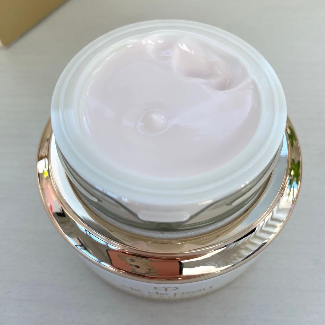 クレ・ド・ポー ボーテ　クレームプロテクトゥリスＲ（ジュール）　クリーム状乳液