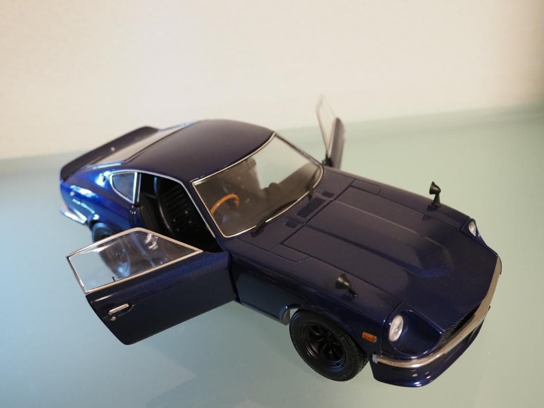 京商 1/18 日産 フェアレディ Z S30 ブルーメタリック 初期版