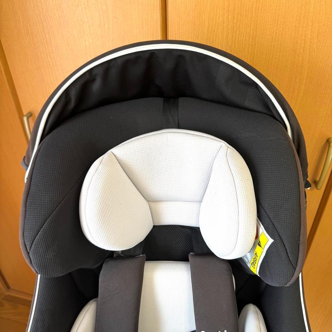 【美品】限定色　Combi クルムーヴスマートisofixエッグクッションNeo
