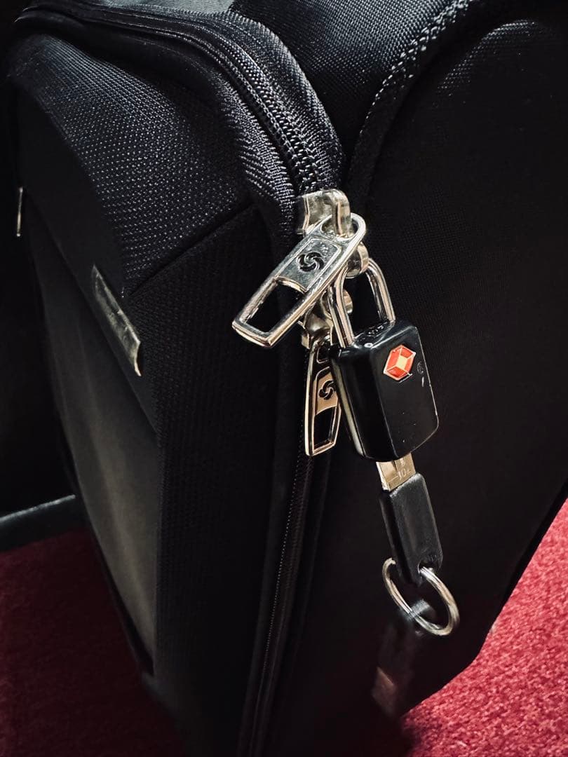 【早い者勝ち】未使用品 正規品 Samsonite spinner 50/18