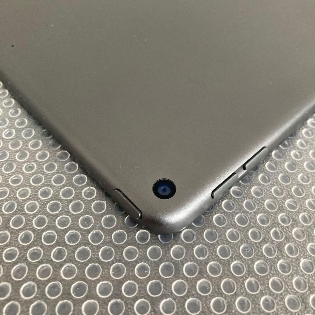 3753【早い者勝ち】iPad Air3 第3世代 64GB WIFIモデル☆