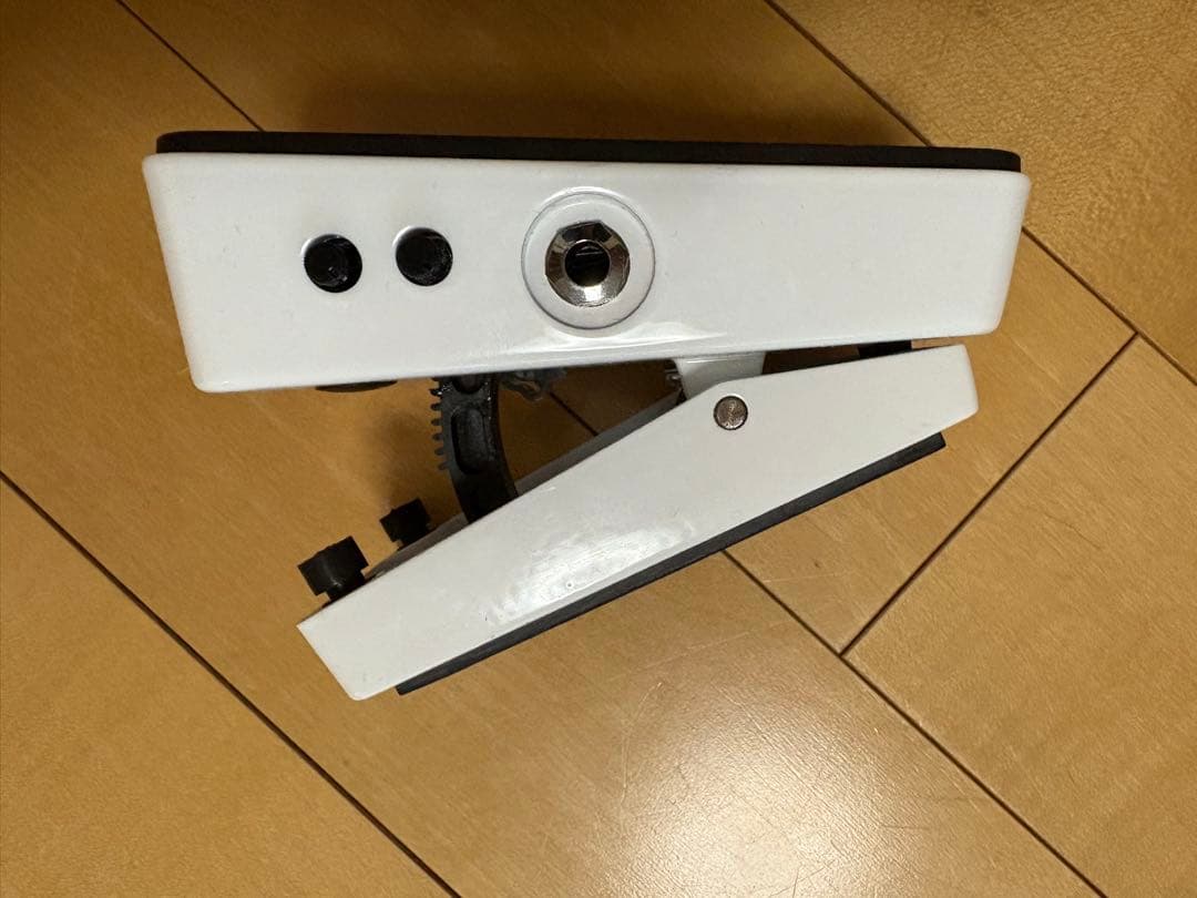 crybaby bass ワウペダル