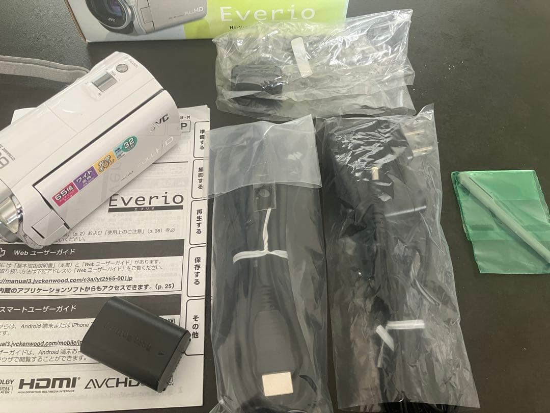 ケンウッド ハイビジョンメモリームービー Everio GZ-E565-W