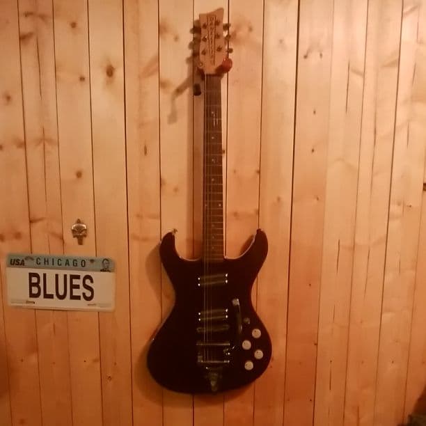 ギターとアンプのセット