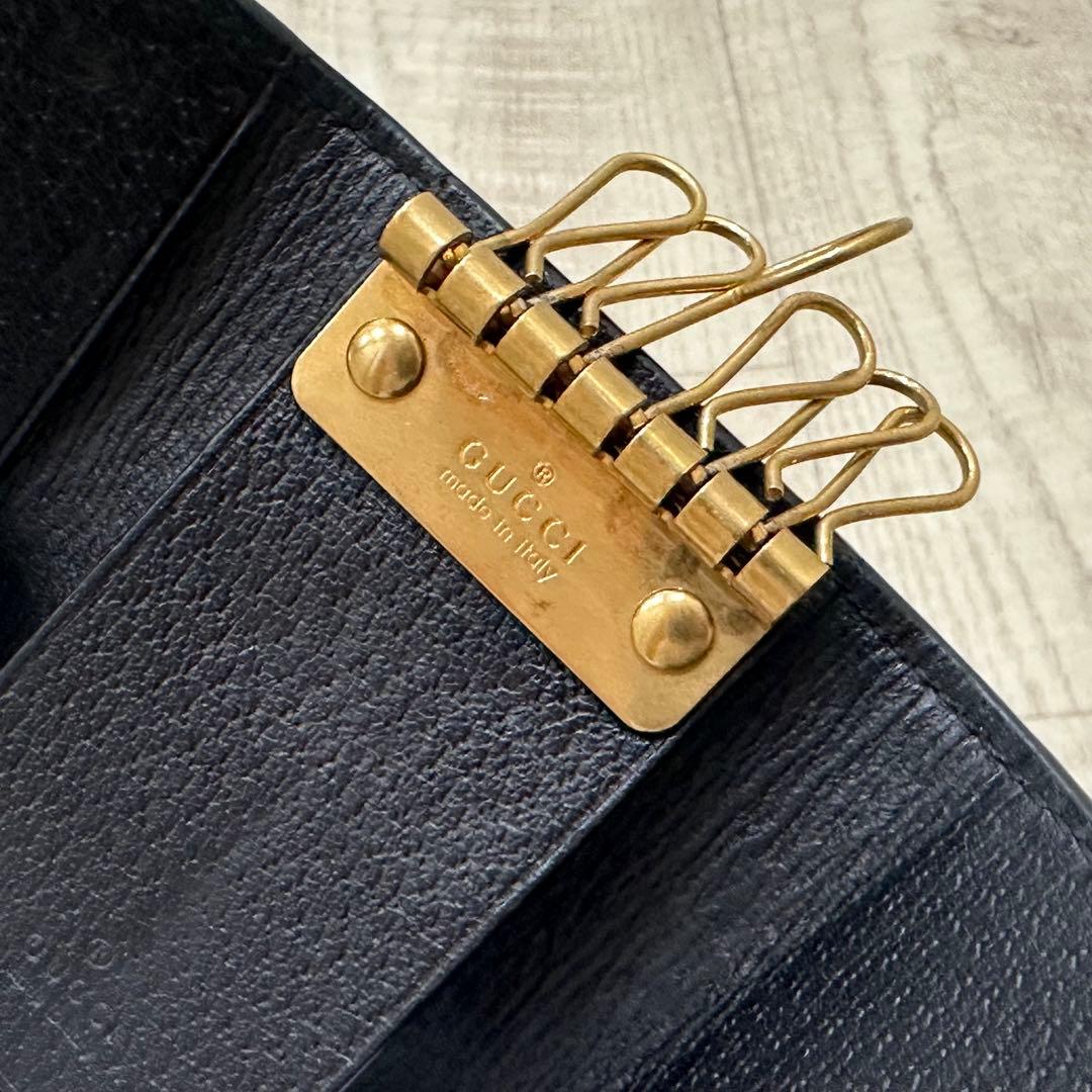 GUCCI アニマリエ 6連キーケース メタルビー レザー ブラック