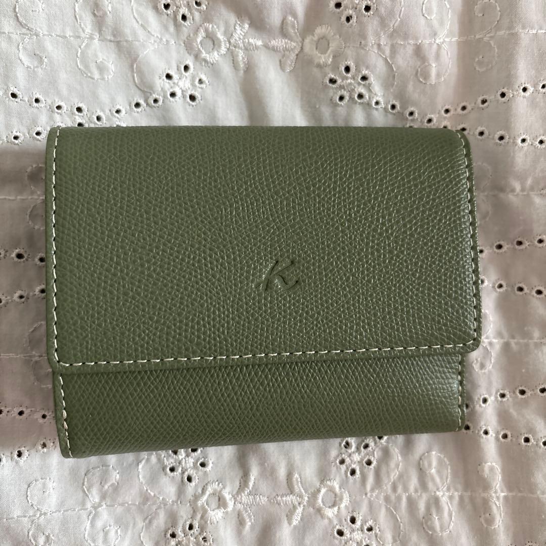 キタムラ　グリーン 二つ折り財布